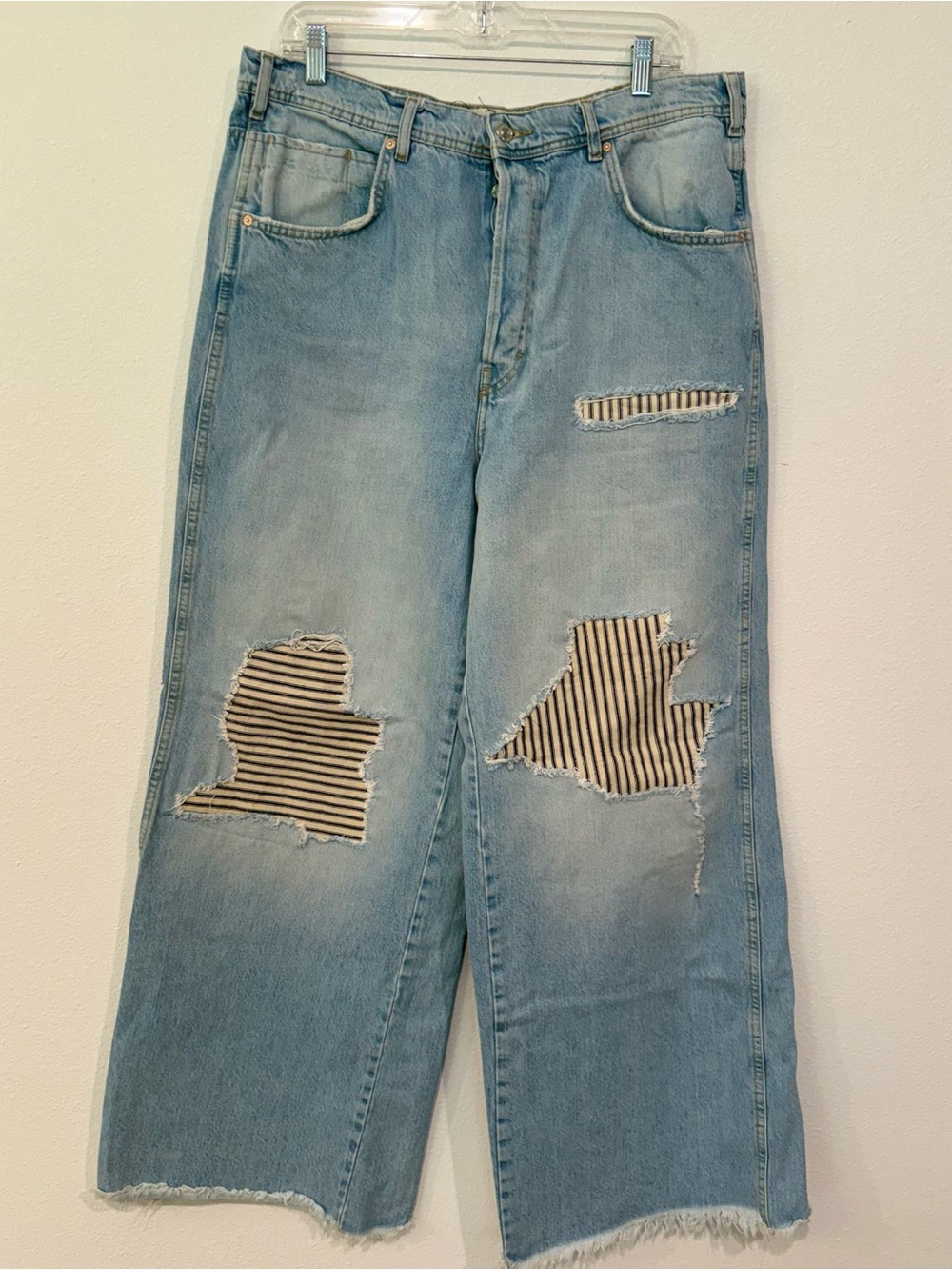 Free People We The Free Women's Distressed Jeans Wide Leg Size 32